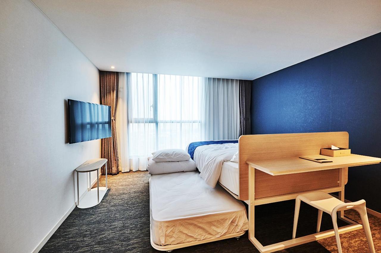 Jeju Pureun Hotel Seogwipo Exterior foto